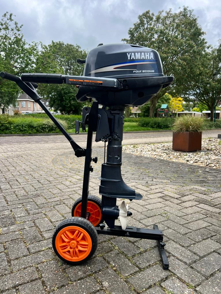 Zgan Yamaha 4pk 4-takt eventueel met rubberboot, Watersport en Boten, Ophalen, Minder dan 5 pk, Viertaktmotor, Zo goed als nieuw