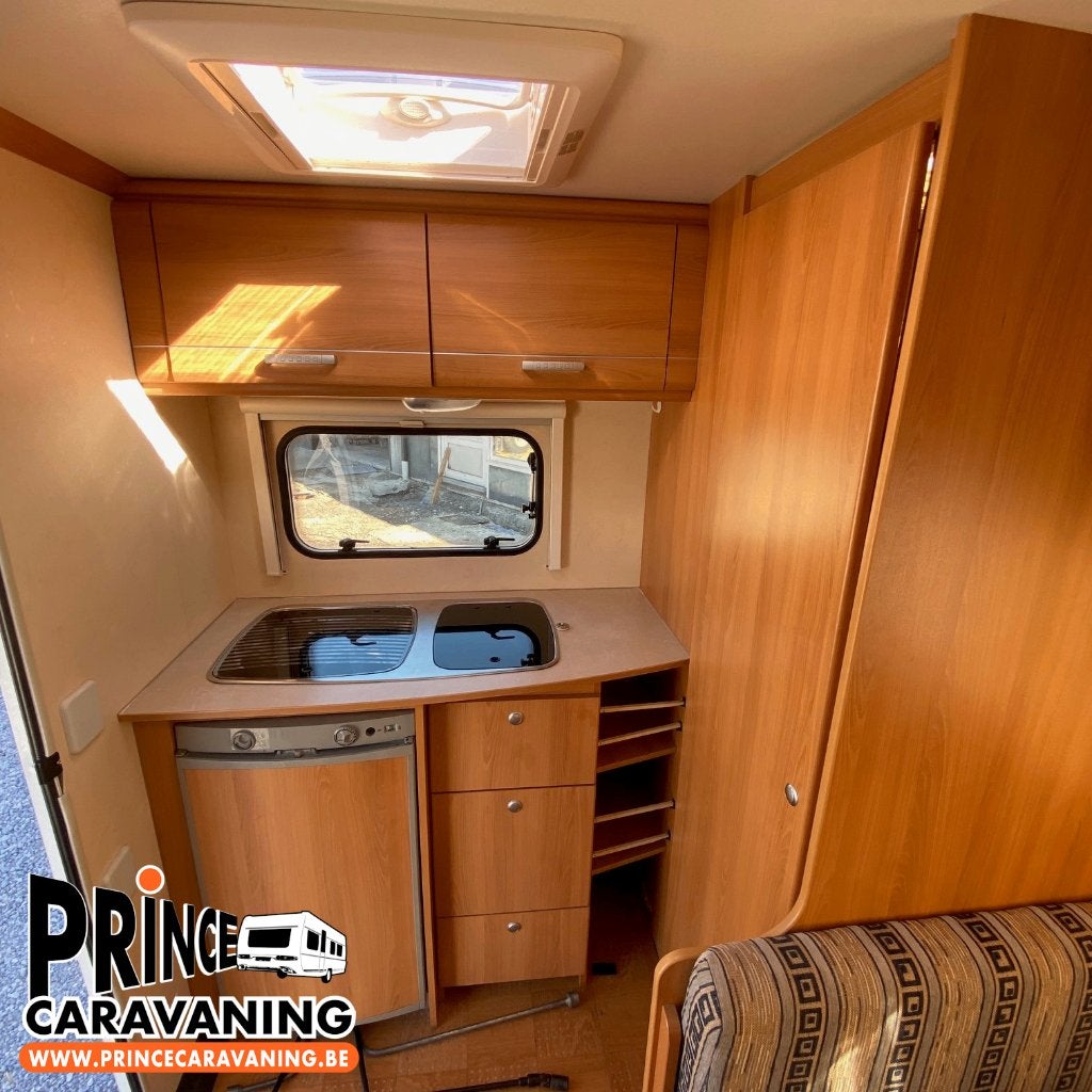 Caravelair Antares Luxe 400 2011 - Prince Caravaning, Entreprise, 5 à 6 mètres, 750 - 1000 kg, Jusqu'à 3