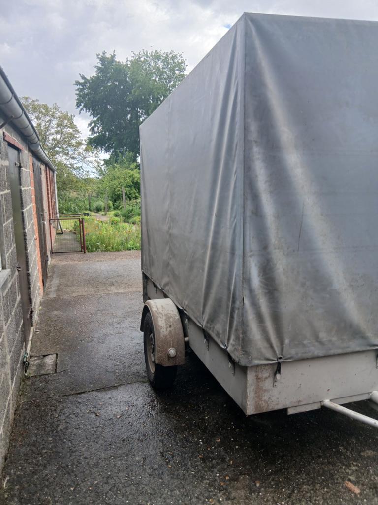 Aanhangwagen, Enlèvement