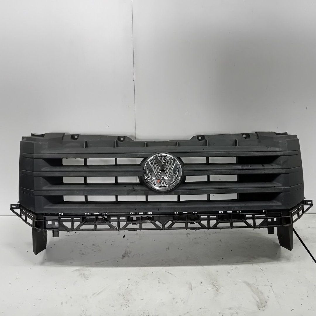 Grille Volkswagen Crafter, Onderdelen@venauto.nl, Van der Ven Autorecycling B.V., Ettenseweg 76, 4706 PB Roosendaal, The Netherlands