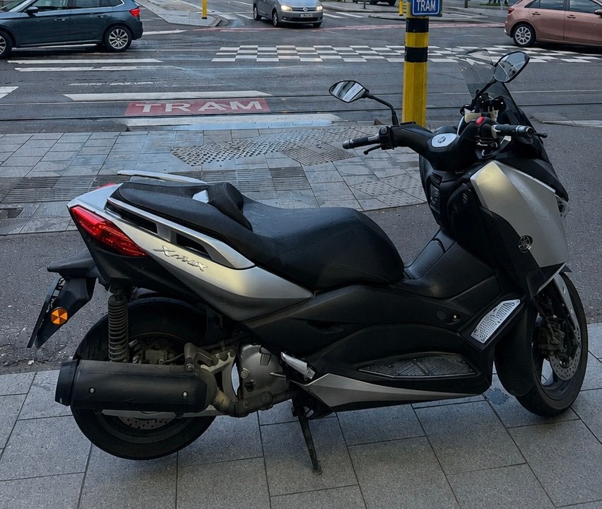 YAMAHA XMAX 125 cc (2020), Motoren, Motoren | Yamaha, LED Verlichting, Particulier, 125 cc, 11 kW of minder