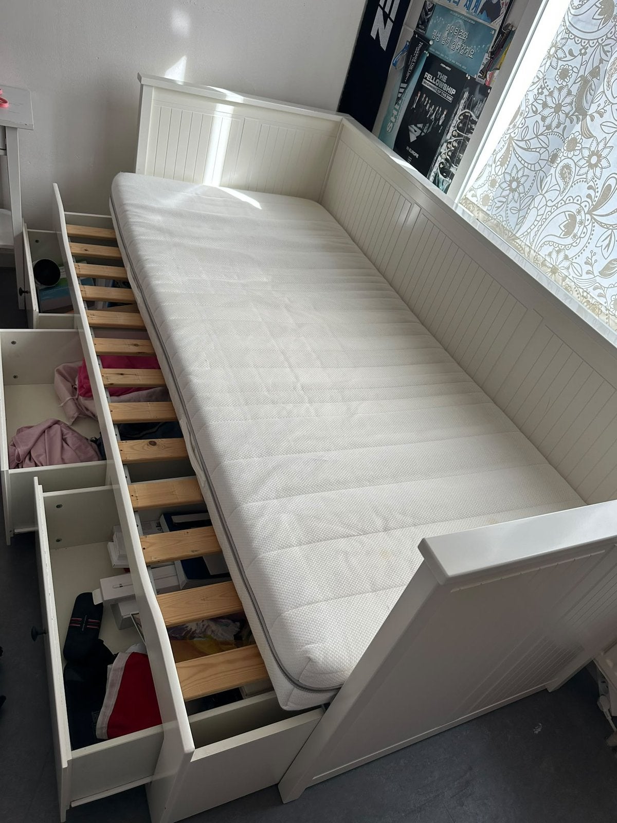 İkkea hemnes bed te koop met matras, Enlèvement, Comme neuf