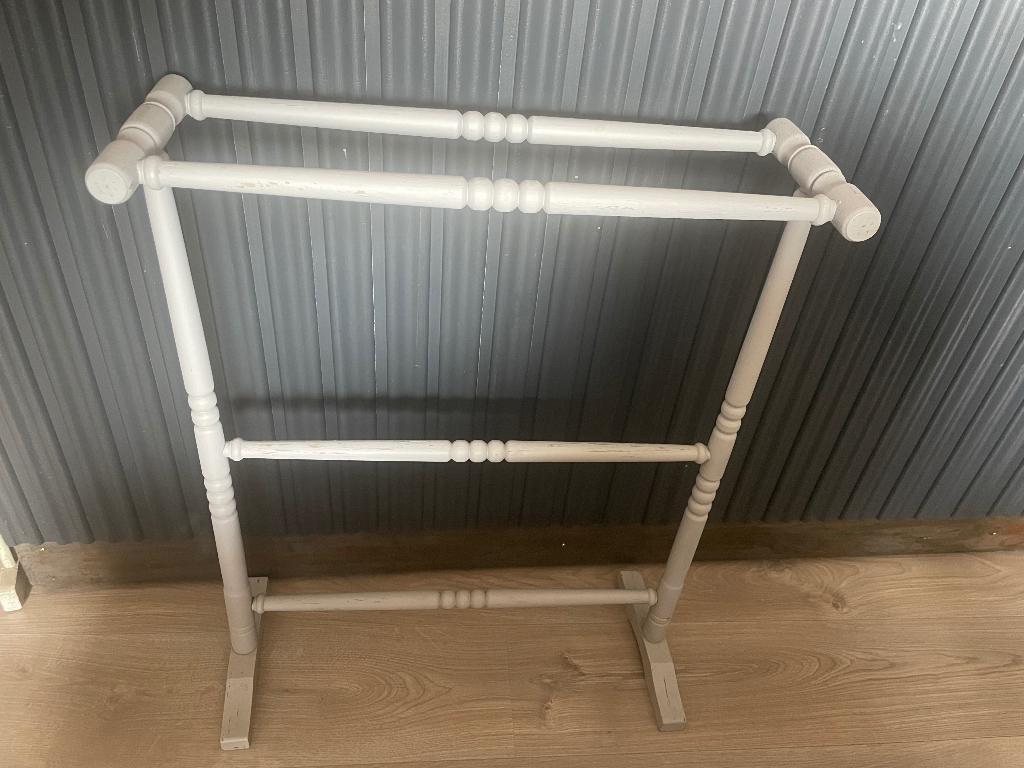porte serviette ancien, Enlèvement
