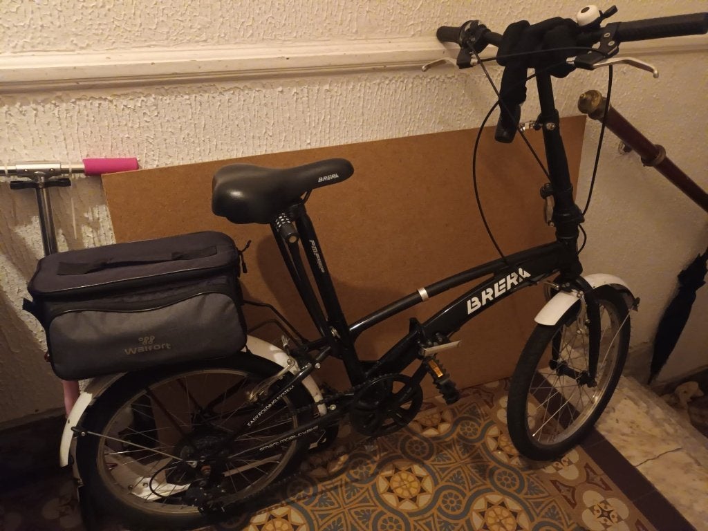 Opvouwbare fiets, Fietsen en Brommers, Fietsen | Vouwfietsen, Gebruikt, Velgrem, Versnellingen, Dames