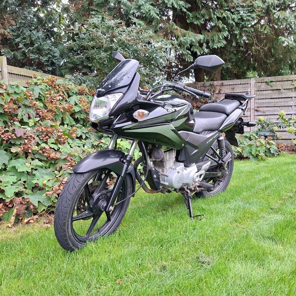 Honda 125 CBF, Tourisme, Occasion, Permis Moto A1 minimum, Particulier