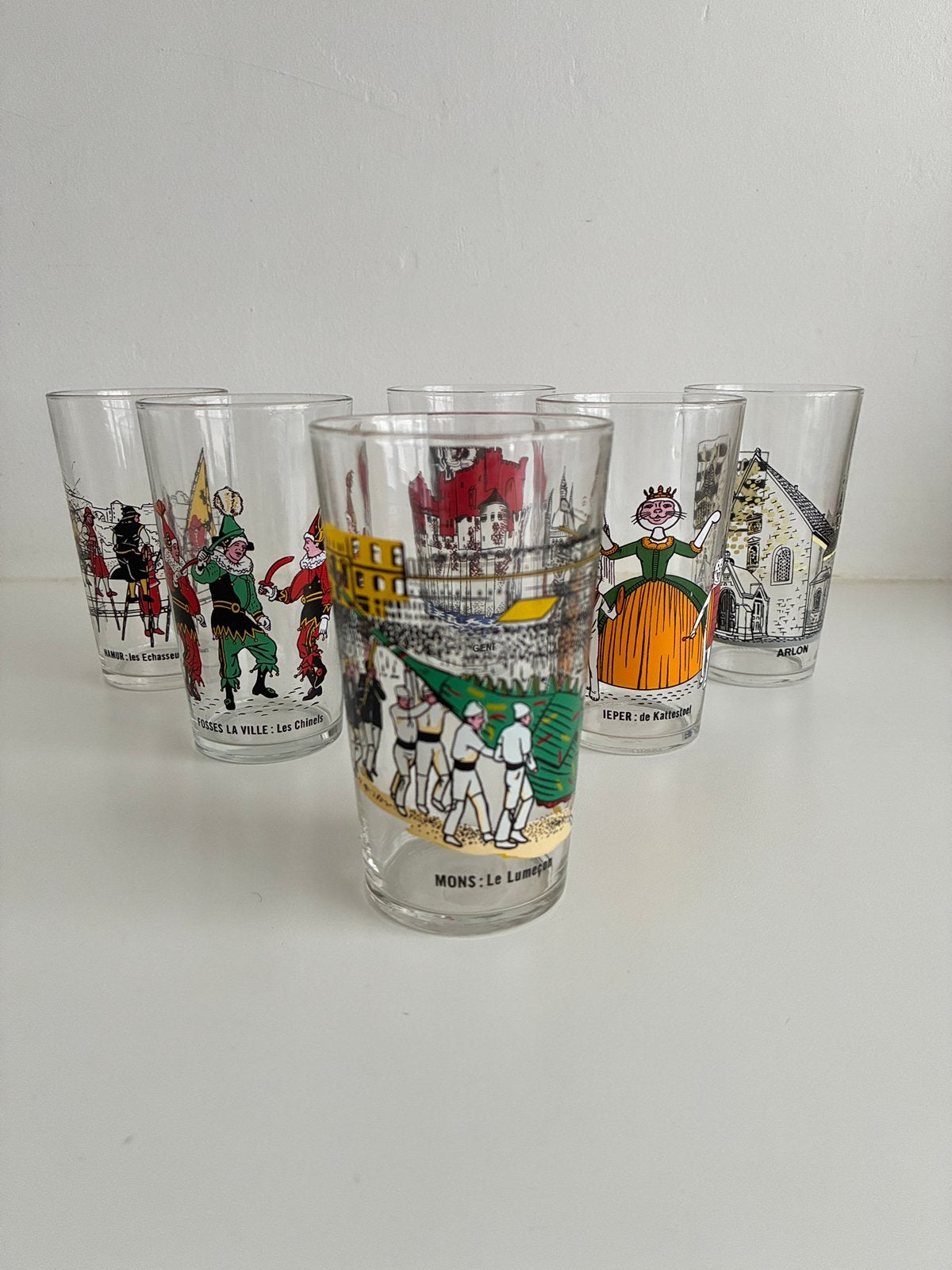 6 verres de Reims illustration’ folklore et villes  belge, Enlèvement ou Envoi, Utilisé, Verre à soda