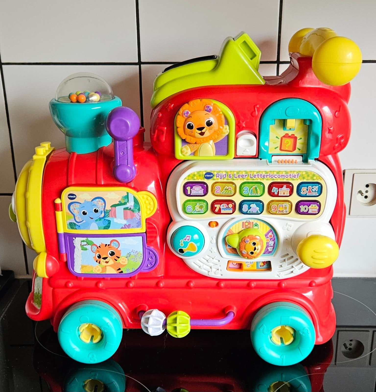 vtech baby rijd & leer letterlocomotief, Kinderen en Baby's, Ophalen, Gebruikt, 6 maanden tot 2 jaar