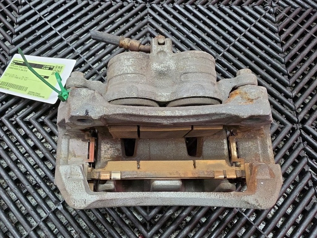 ETRIER DE FREIN AVANT GAUCHE NV 200 (M20M) (|410115TA0A|), Autos : Pièces & Accessoires, Germany@nissan-services.eu, Kronenweg 38
50389  Wesseling, DE