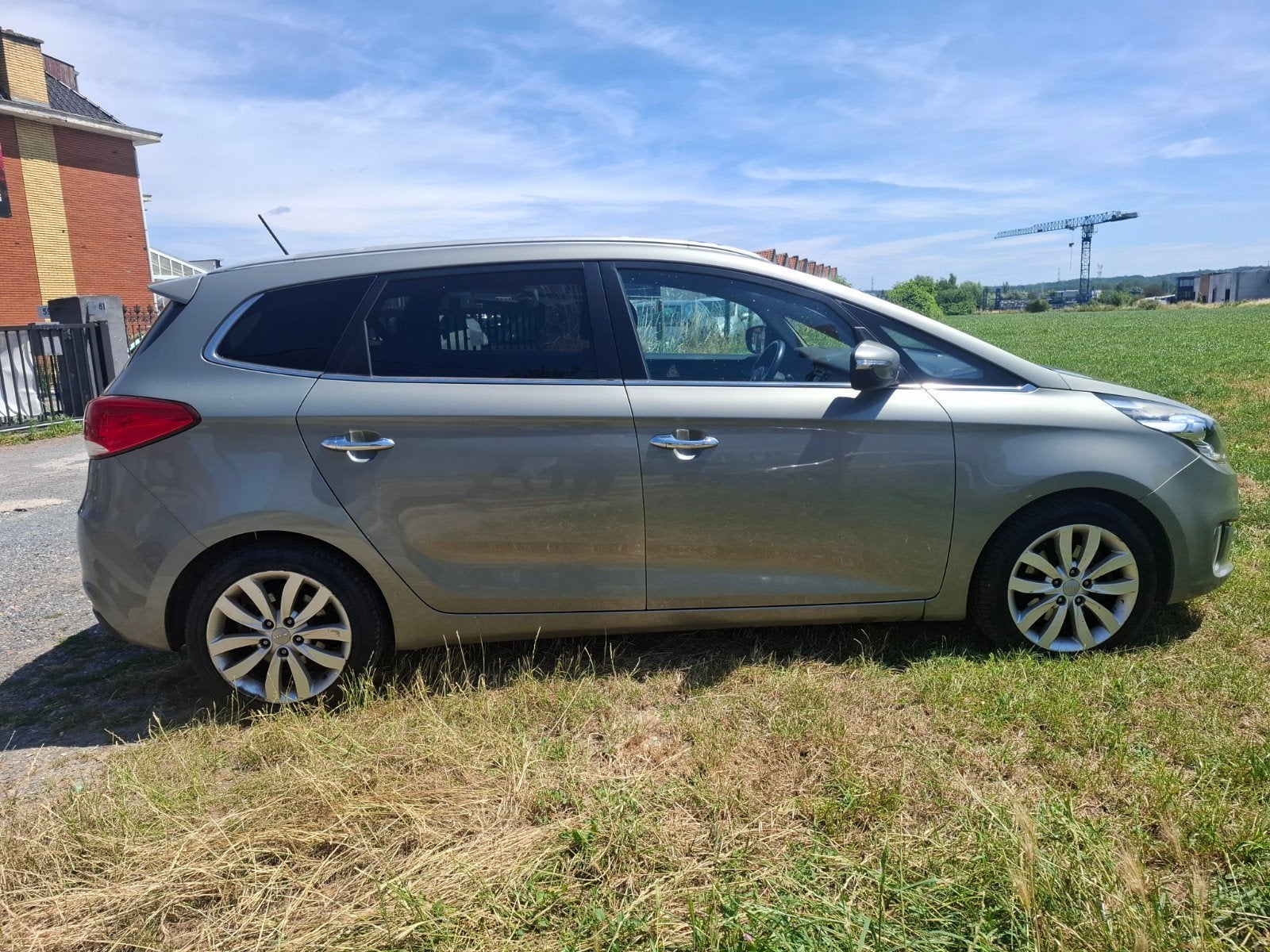KIA CARENS 1.6 ESSENCE 7 PLACES  TRES PROPRE, Autos, Entreprise, 7 places, https://public.car-pass.be/vhr/762e049e-ffde-45d8-bd60-7c2ecfd70f01