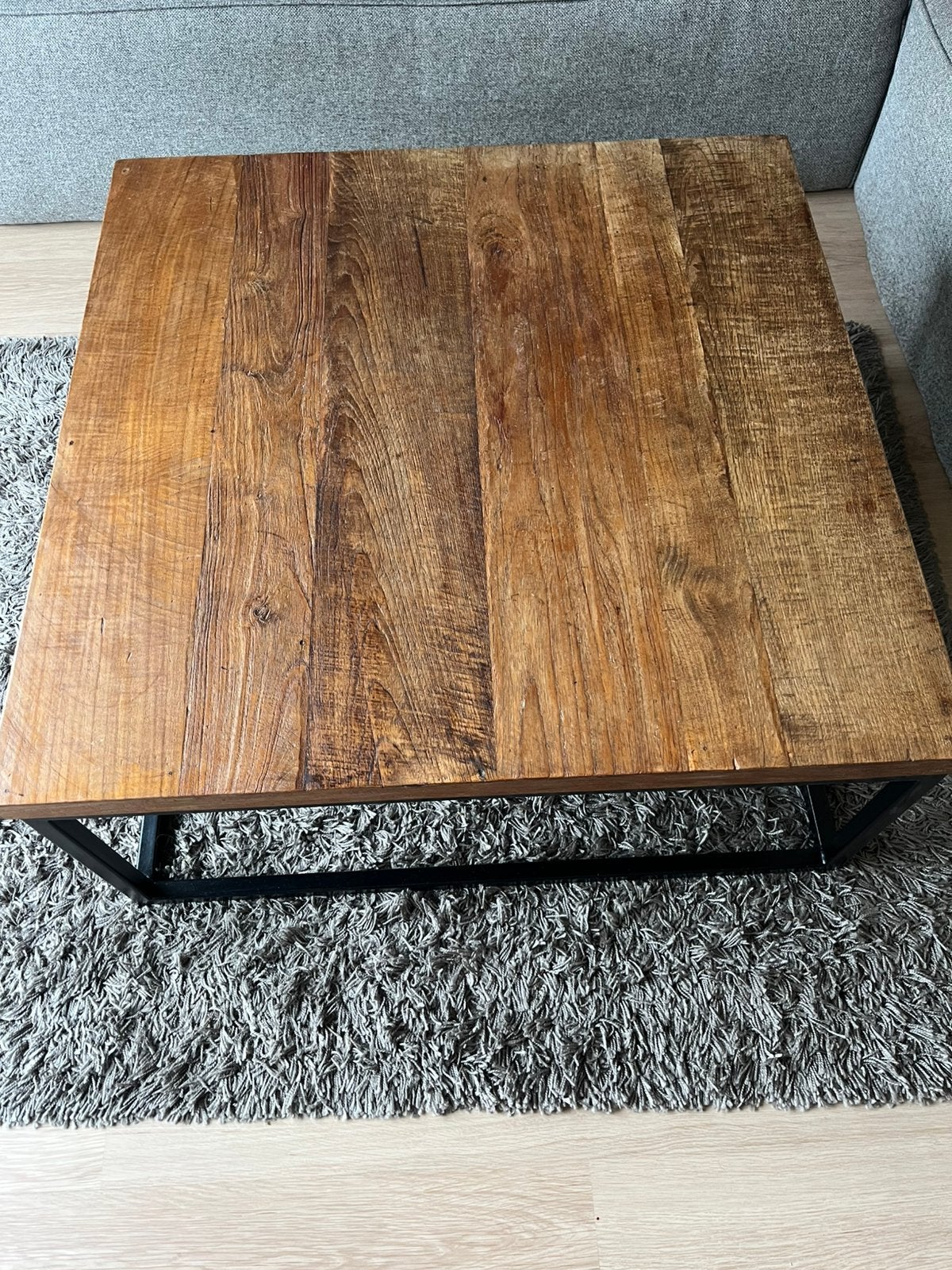 Woonkamet tafel (teek), Ophalen, 50 tot 100 cm, 50 tot 100 cm, Zo goed als nieuw