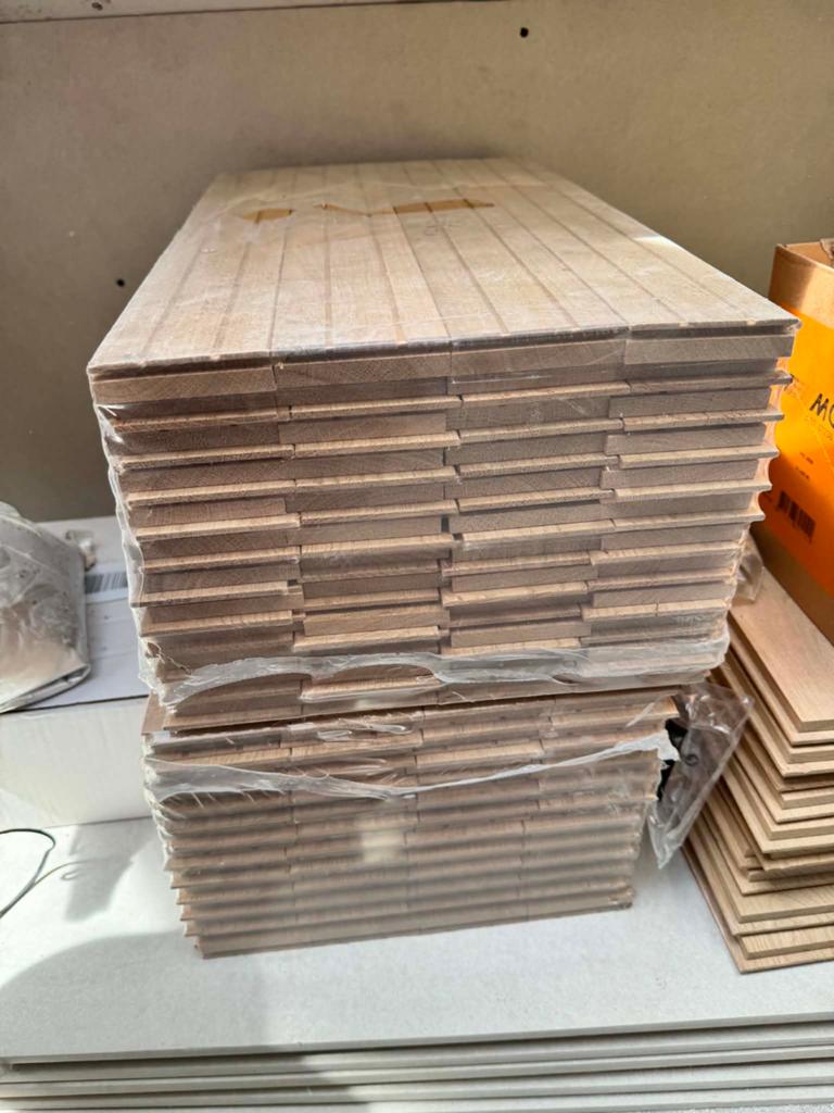 Nieuw volle (visgraat) parket, Bricolage & Construction, Planches & Dalles, Comme neuf, Parquet, Enlèvement