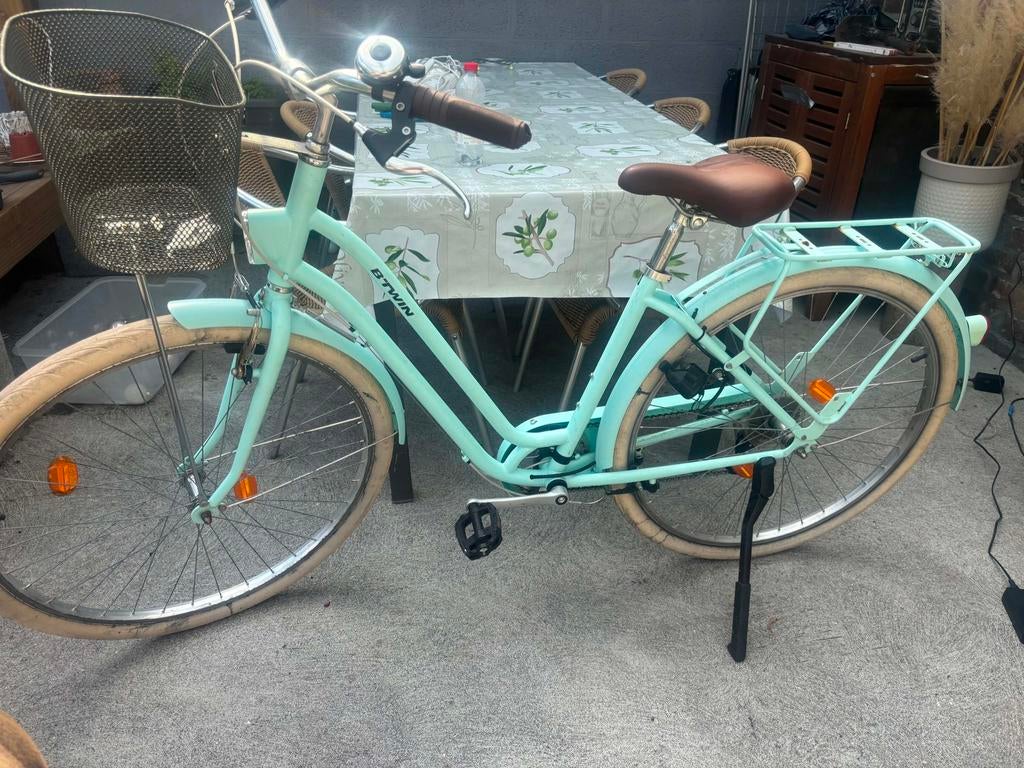 Velo btwin stadsfiets voor dames, laag frame 520, Fietsen en Brommers, Ophalen, Zo goed als nieuw