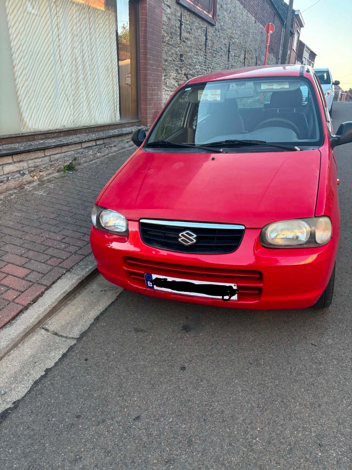Prête à immatriculer Suzuki Alto, Autos, Rouge, Achat, 46 kW, Boîte manuelle