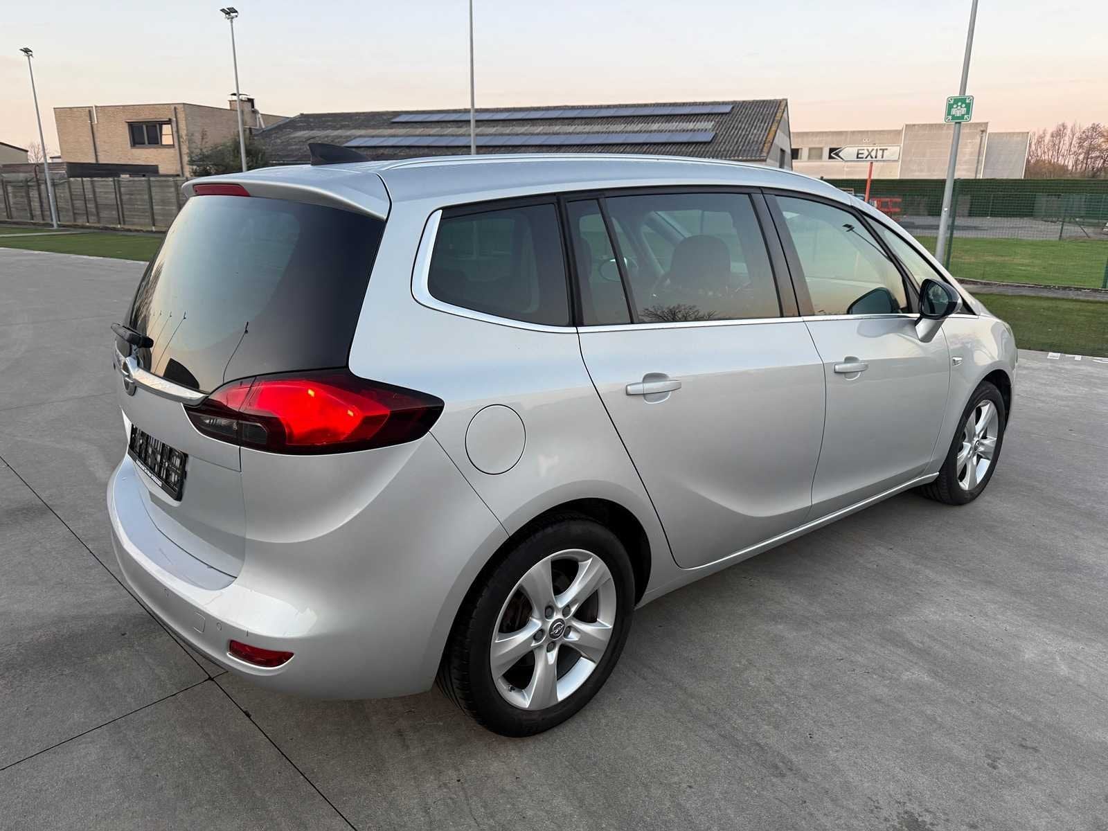 OPEL - 2016 - ZAFIRA - Personenauto, Auto's, Gebruikt, Euro 6, Bedrijf, Overige carrosserie