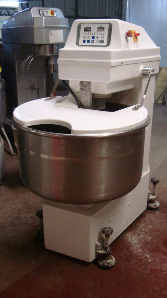 Pétrin spirale 50 kgs SM80T boulangerie bakkerij, Enlèvement, Utilisé, Boulangerie et Boucherie