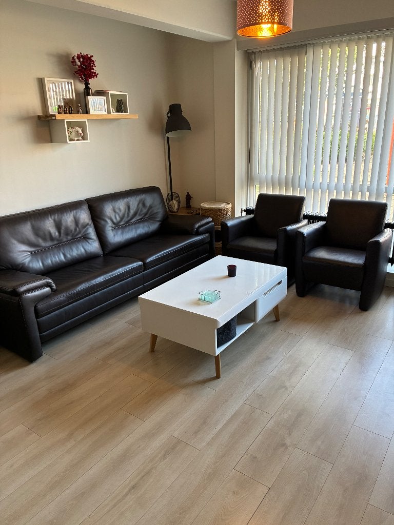 Lederen zetel 3 zit + twee aparte fauteuils, Ophalen, Gebruikt, Driepersoons, Rechte bank