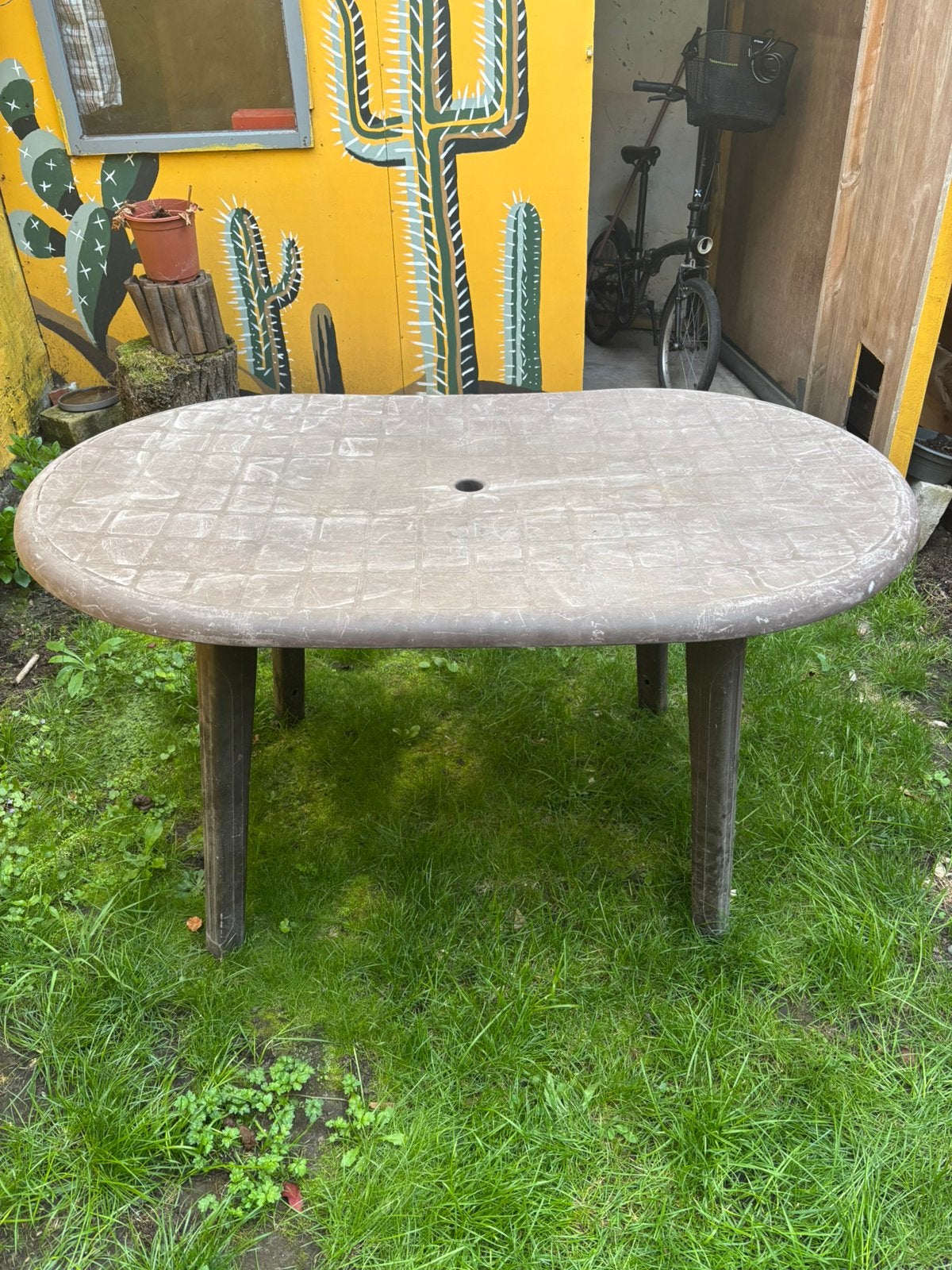Tuin buiten tafel, Tuin en Terras, Ophalen, Gebruikt, Ovaal, Plastic