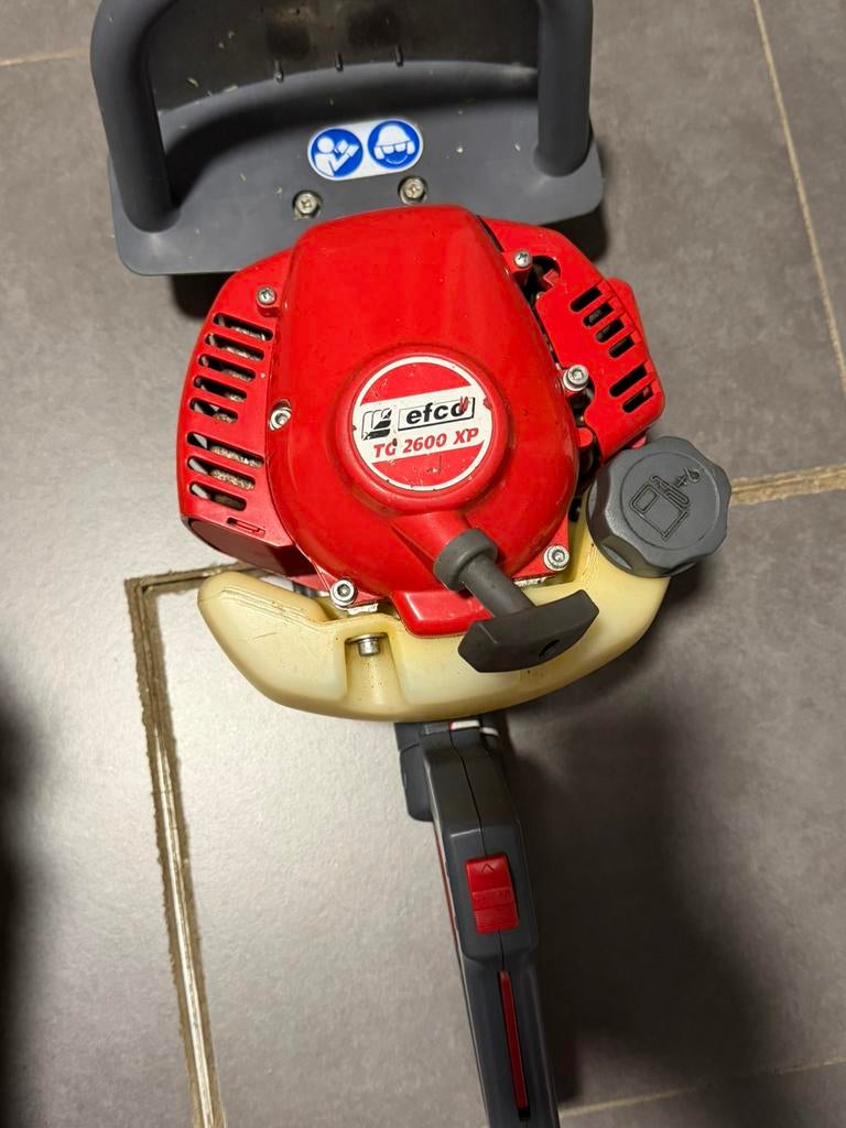 Taille haie efco TG2600xp, Tuin en Terras, Ophalen, Zo goed als nieuw