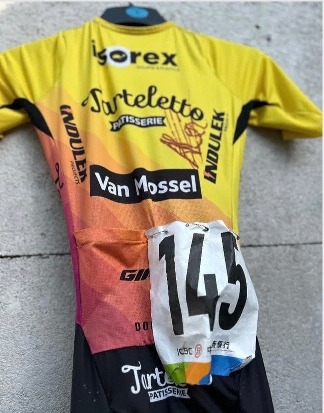Gesigneerd Wielertrui, Verzamelen, Ophalen of Verzenden, Zo goed als nieuw, Shirt