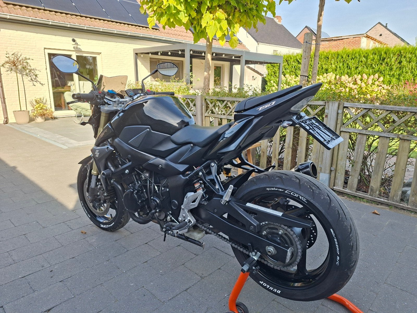 Suzuki GSR 750, Motos, Poignées chauffantes, Particulier, Naked bike