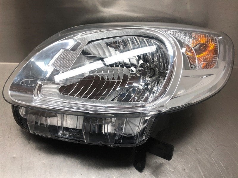 KOPLAMP LINKS Nissan NV 250 (WF) (01-2021/-) (|260607383|), Auto-onderdelen, Verlichting, Nissan, Gebruikt