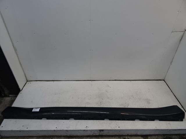 GARNITURE SEUIL DE PORTE Alfa Romeo Giulia (952), Mevr. I. Hauben, Utilisé, Alfa Romeo, Rue de l'Espoir 34 34
4030  GRIVEGNÉE, BE