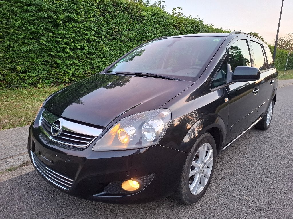 Opel Zafira 1.7 CDTI 110 Ch EcoFlex 7 Places 2013, Autos, Opel, Euro 5, Achat, 7 places, Boîte manuelle