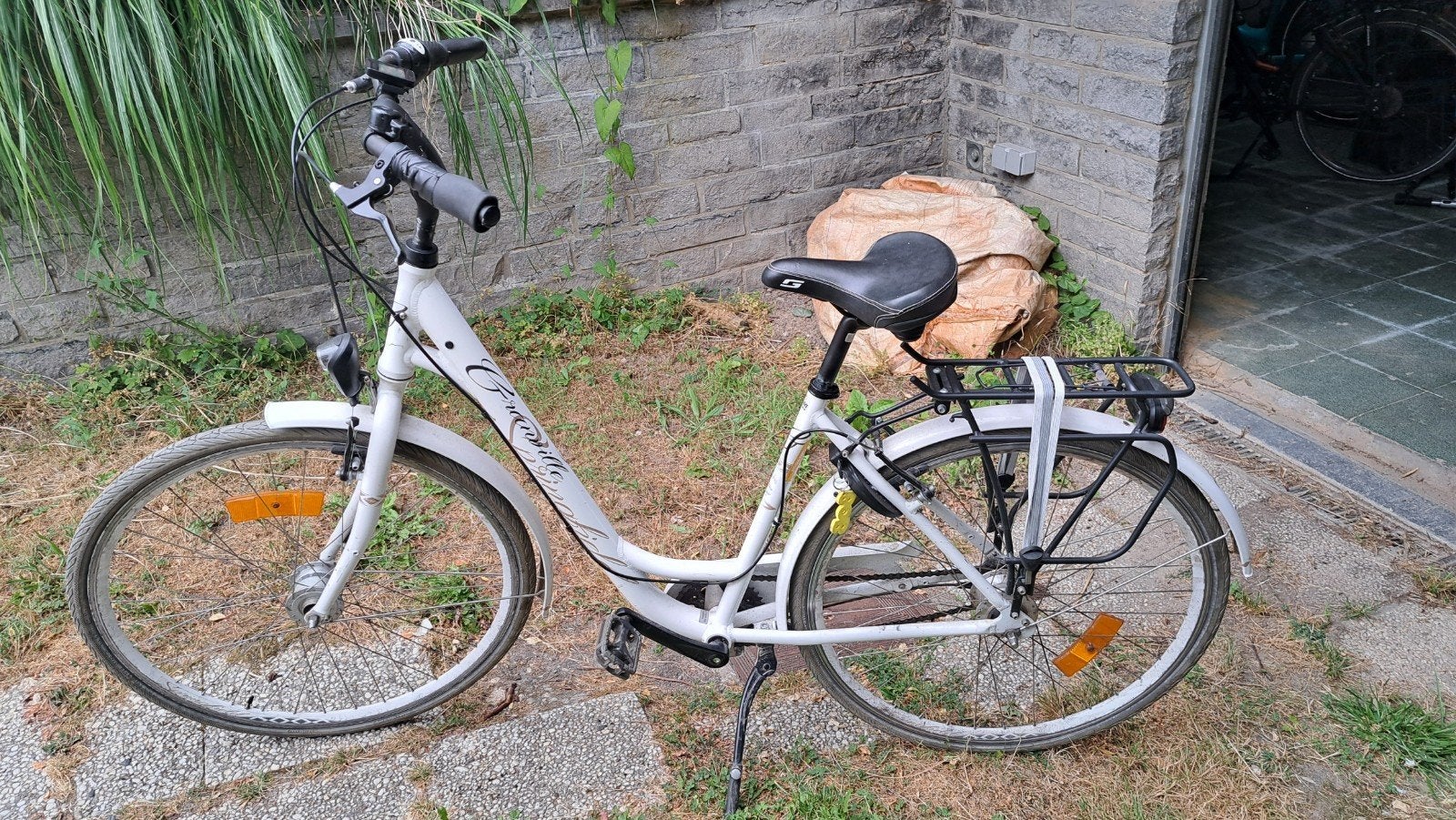 Dame Granville witte fiets, Fietsen en Brommers, Ophalen