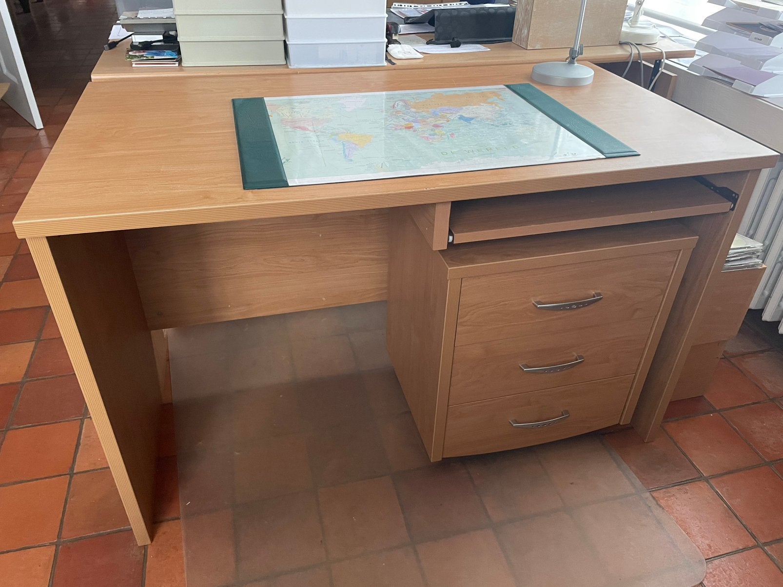 Bureau avec meuble à tiroirs à roulettes, Enlèvement