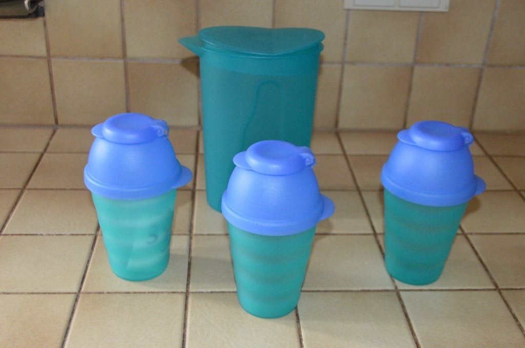 TUPPERWARE classic 2000 kan van 1liter + 3 kopjes als NIEUW!, Luchtdicht, Overige typen, Ophalen of Verzenden, Groen