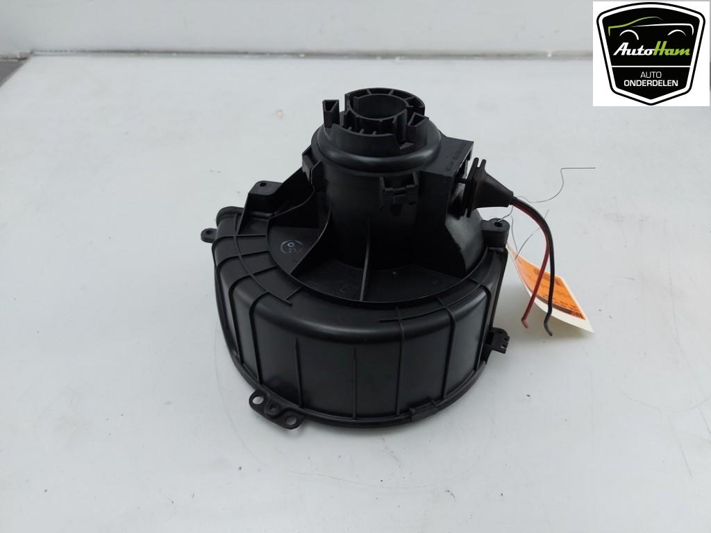 KACHEL VENTILATORMOTOR Opel Astra H SW (L35), Gebruikt, Opel