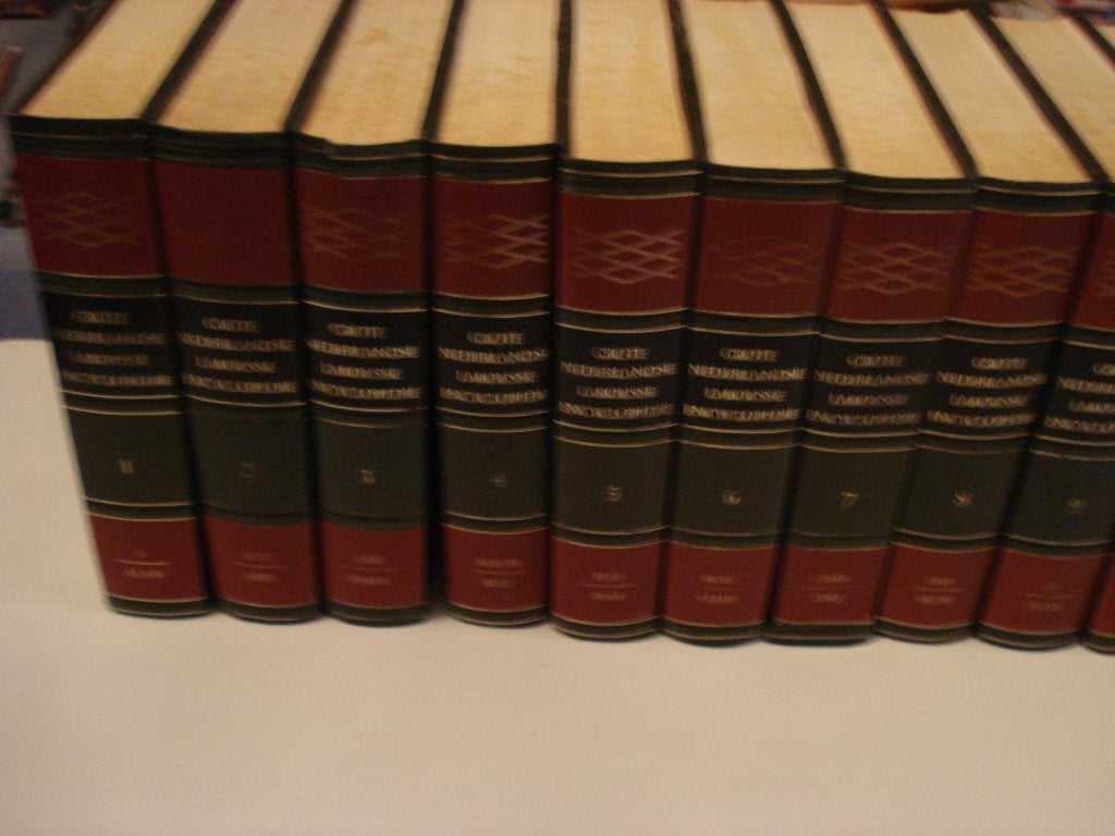 Grote Nederlandse Larousse Enyclopedie: 31 st., Boeken, Encyclopedieën, Ophalen
