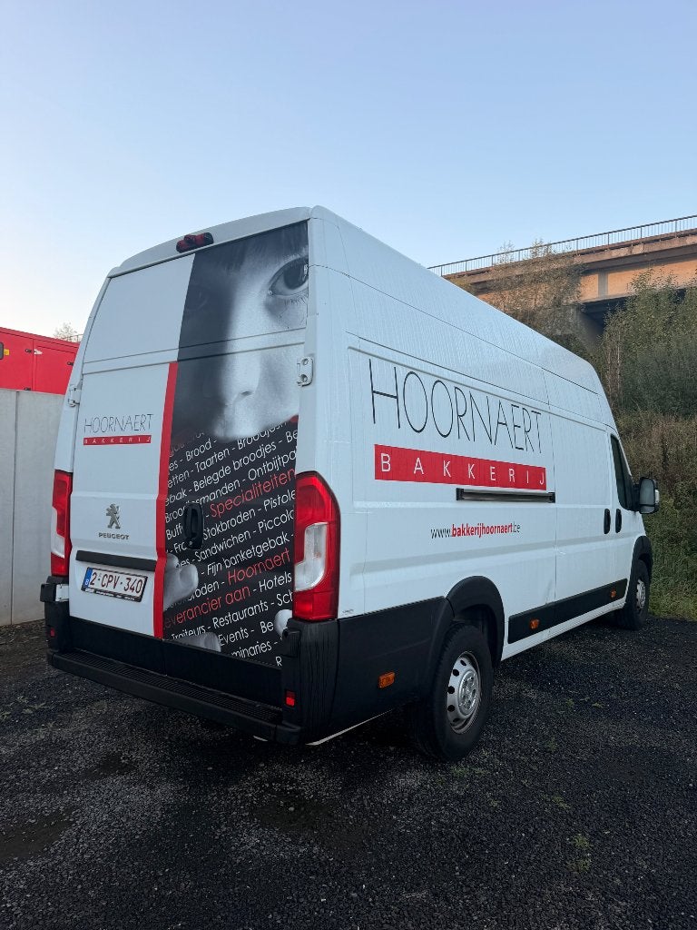 Peugeot boxer wit camionette 2022 71 000 km, Auto's, Stof, Wit, Bedrijf, Grijs
