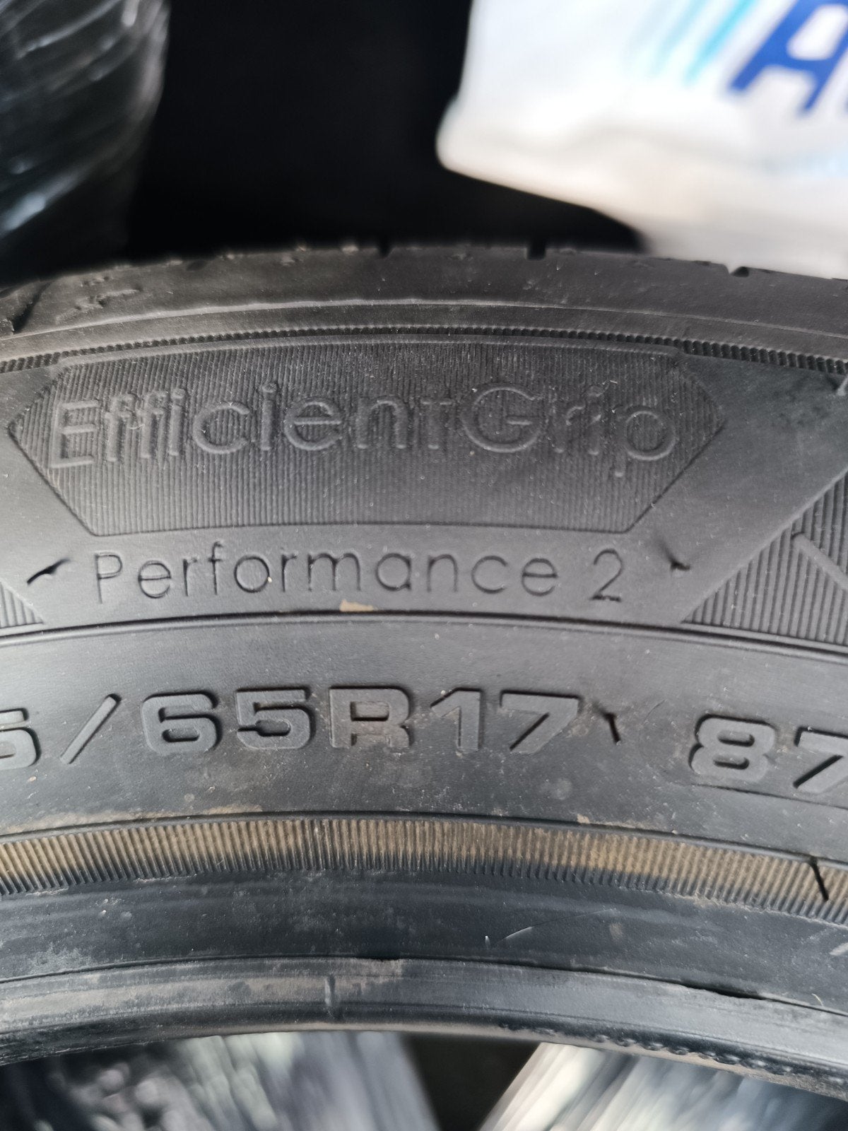 4 Goodyear efficient grip, Enlèvement, Neuf