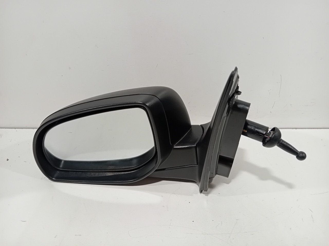 Spiegel buiten links Hyundai i20, Auto-onderdelen, Onderdelen@venauto.nl, Van der Ven Autorecycling B.V., Gebruikt, Ettenseweg 76, 4706 PB Roosendaal, The Netherlands