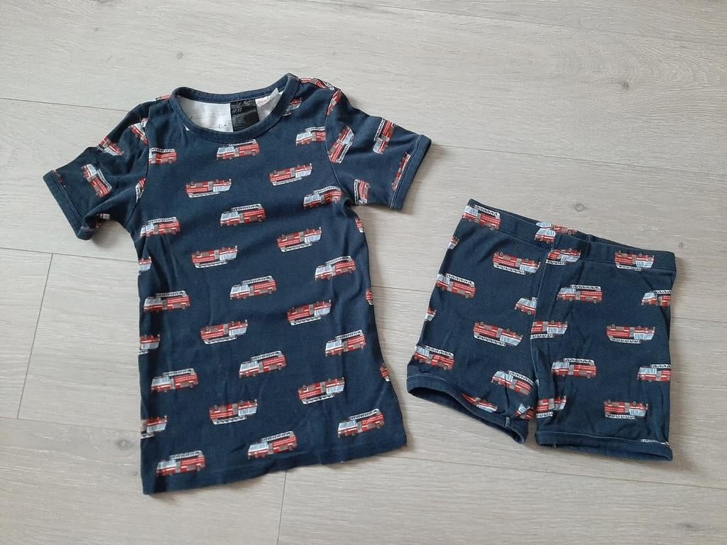 Pyjama de sapeurs-pompiers taille 134/140, Garçon, Enlèvement ou Envoi, H&M, Vêtements de nuit ou Sous-vêtements