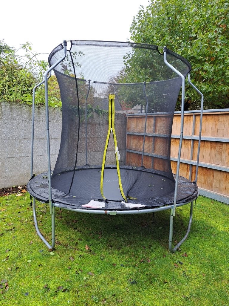 Trampoline, Enlèvement, Utilisé