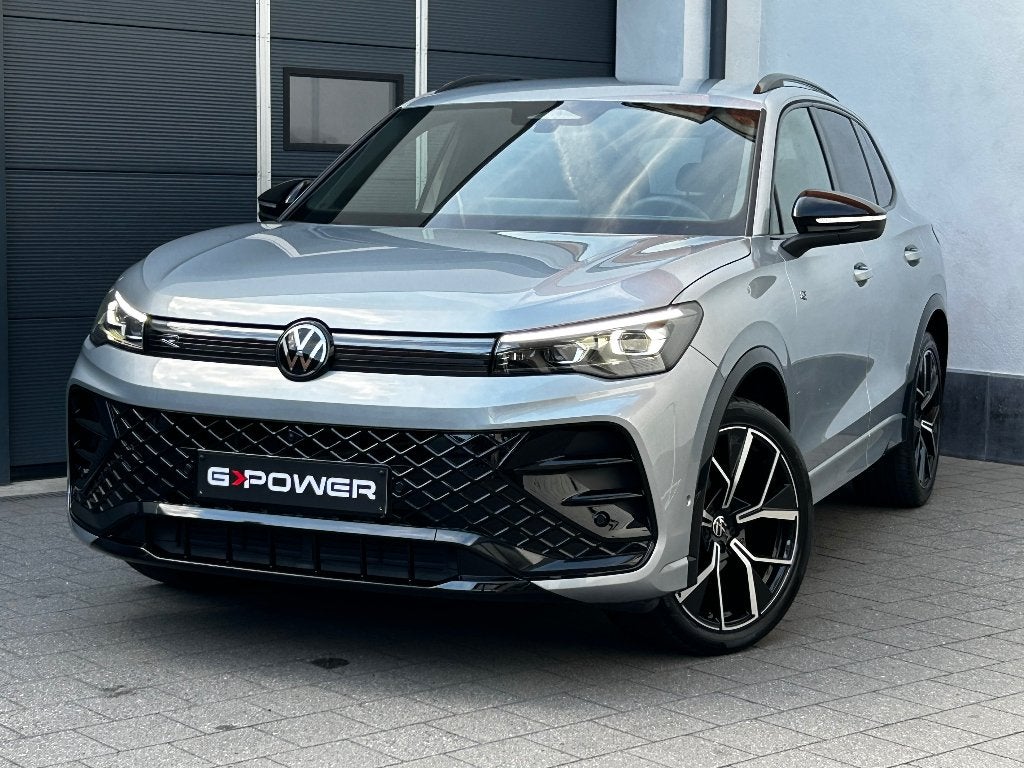 Uniek Volkswagen Tiguan R-Line 1.5Mhev 1jaar garantie, Cuir, Argent ou Gris, Achat, Euro 6