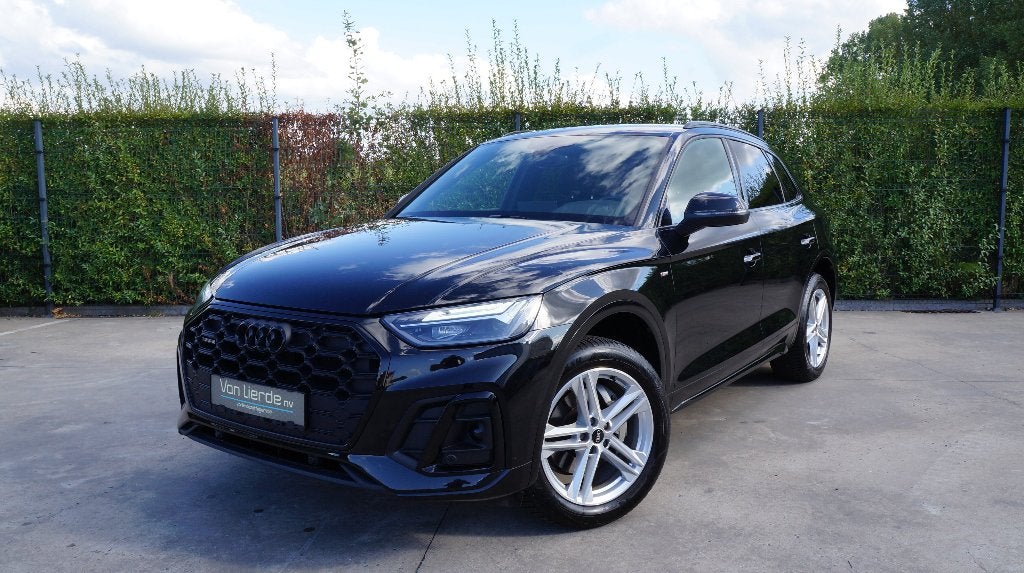 Audi Q5 40 TFSI Quattro S-line S-tronic Trekha Navi Carplay, Auto's, Audi, Automaat, 4 cilinders, Zwart, Bedrijf