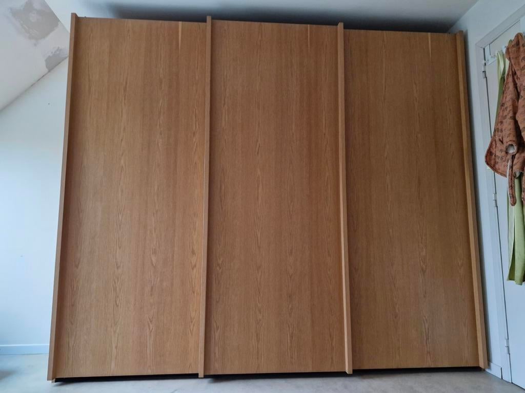 Zeer kwalitatieve houten kleerkast met schuifdeuren (Behr), 200 cm of meer, 200 cm of meer, 50 tot 75 cm, Ophalen