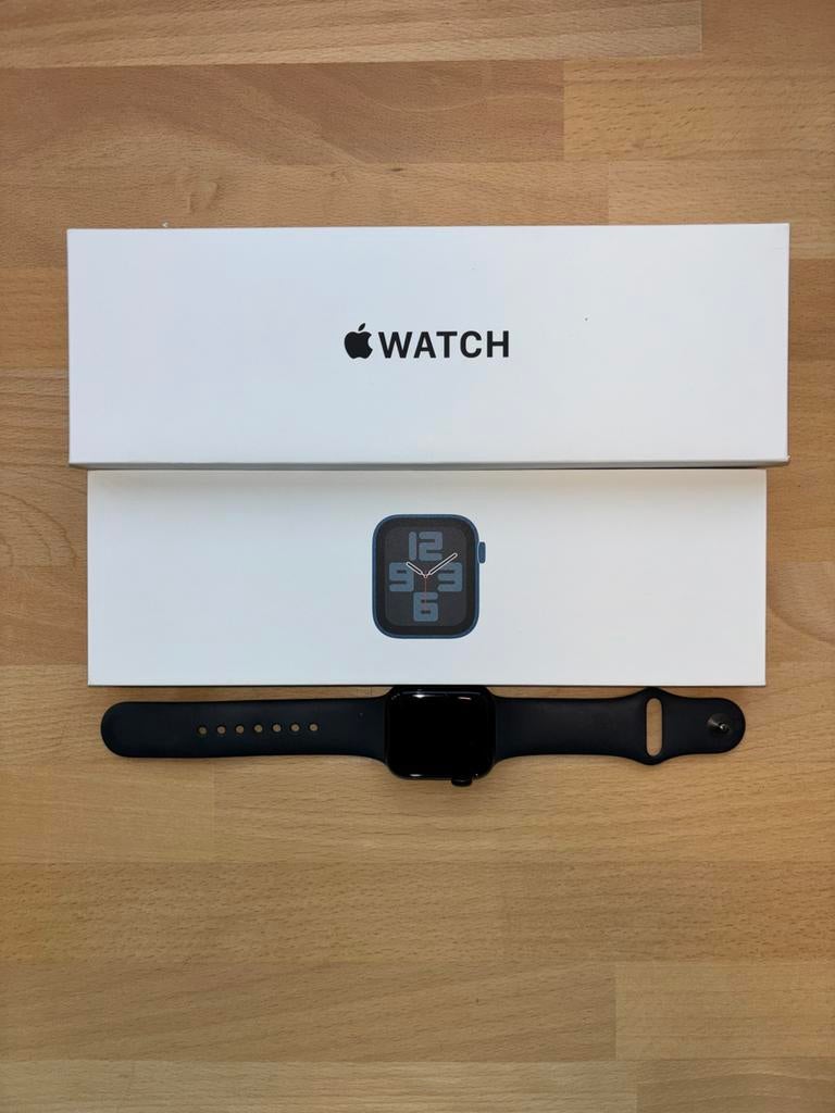 Set de montres Apple 2022 40 mm, Étanche, Enlèvement ou Envoi, IOS, Comme neuf