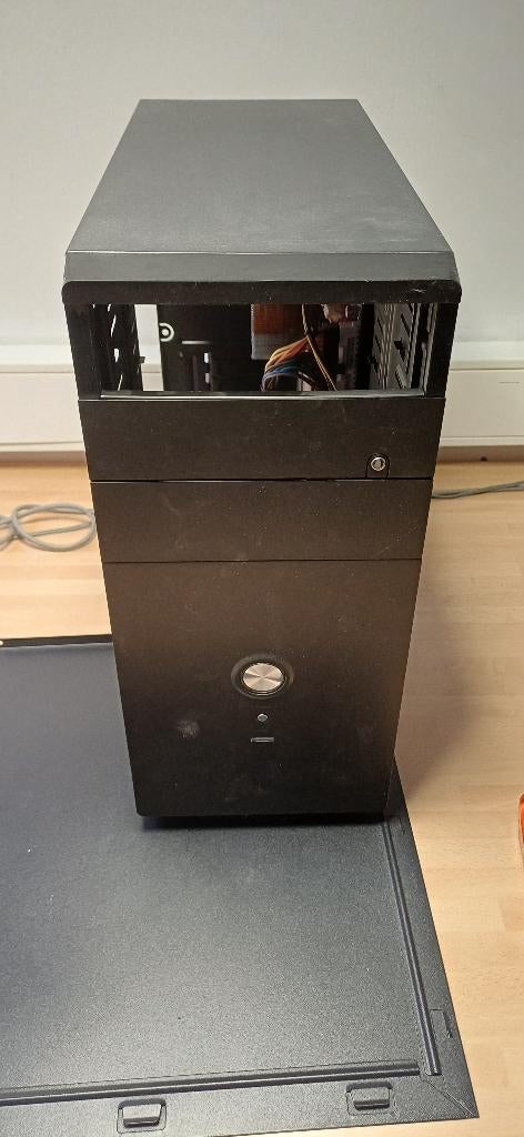 PC behuizing, Enlèvement, Utilisé