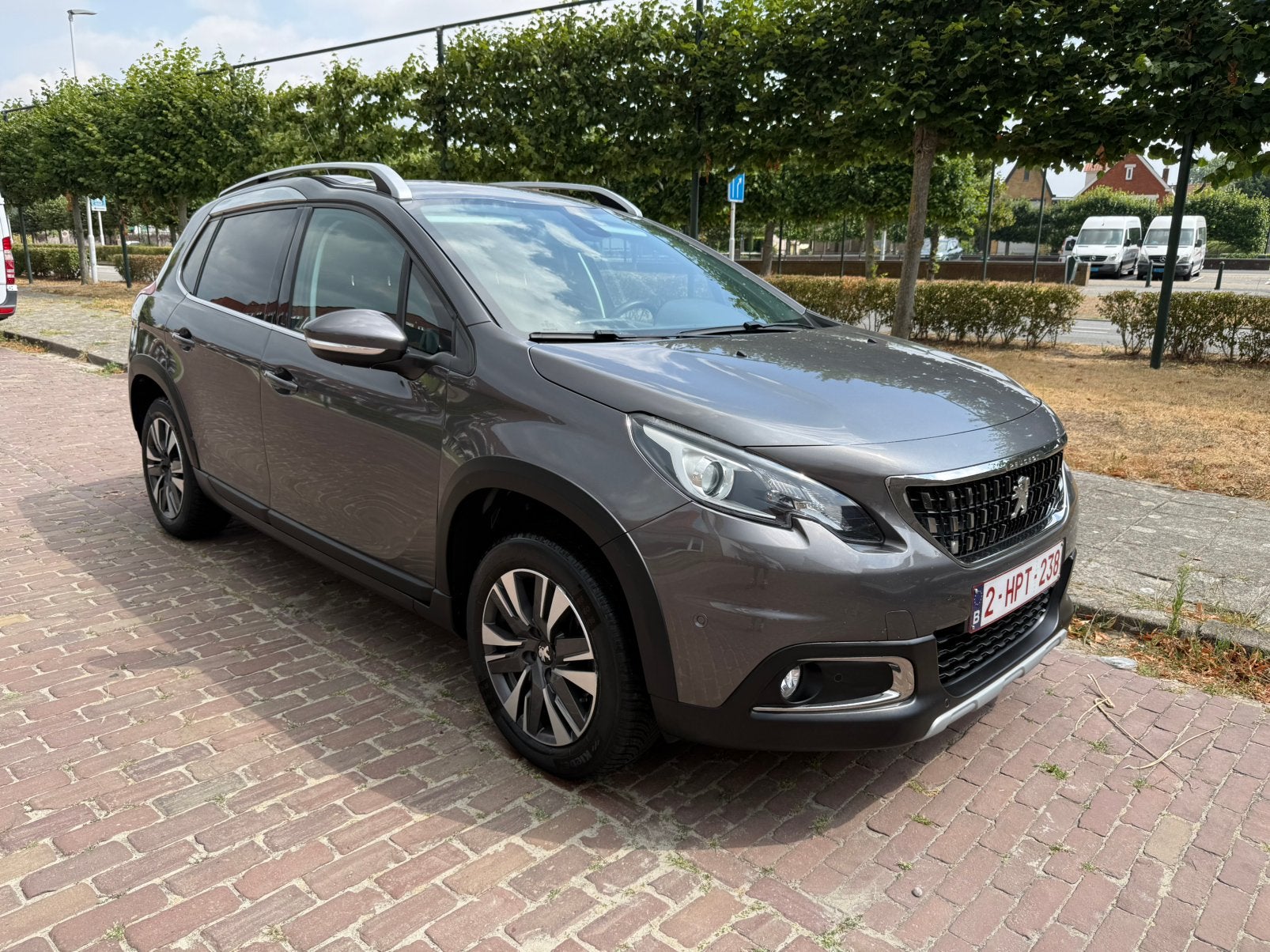 PEUGEOT 2008 PURE TECH 1.2 BENZINE VAN 2016/11 EURO 6B, Auto's, Peugeot, Euro 6, Lederen bekleding, Leder, Bedrijf