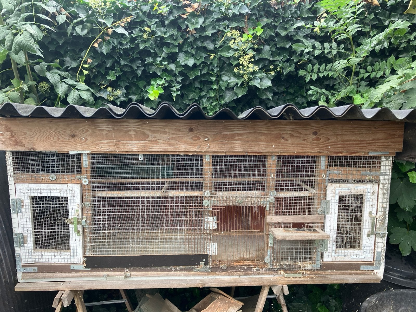 GROTE HOUTEN KWEEKKOOI - VOGEL KOOI MET PLATEN DAKJE, Dieren en Toebehoren, Ophalen, Gebruikt, Hout, Broedkooi of Kweekkooi