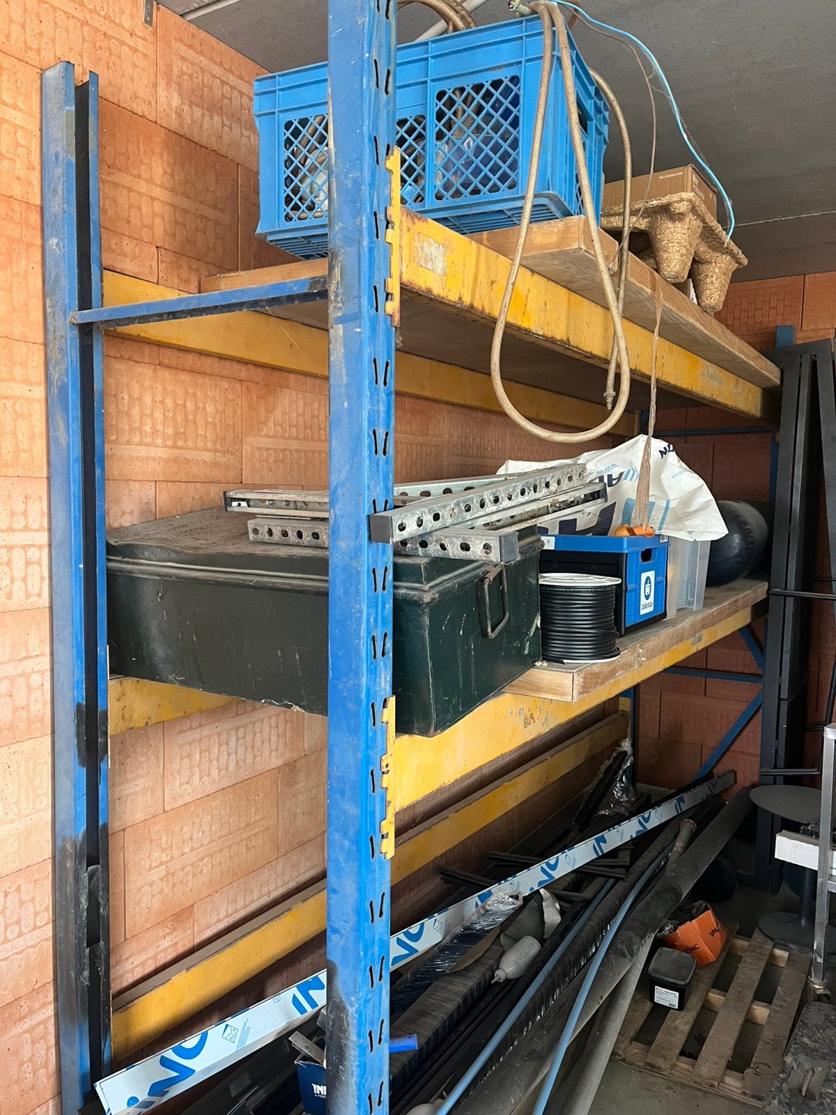 Rek h 240 x l 320 x d 77 (stellingkast, magazijnstelling), Ophalen