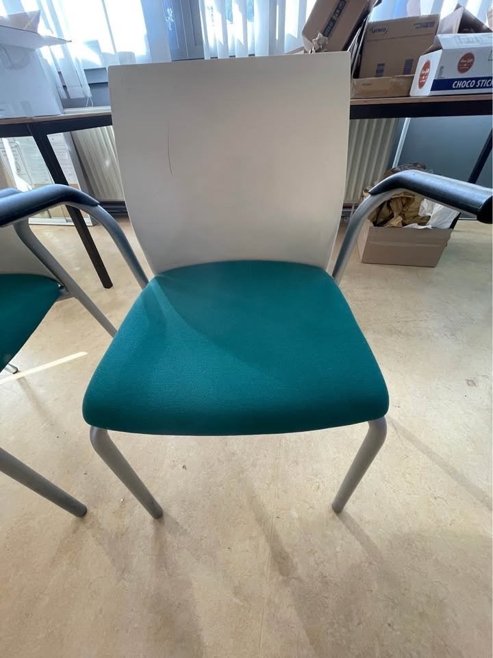 2 chaises à accoudoirs, Maison & Meubles, Deux, Enlèvement, Blanc, Utilisé