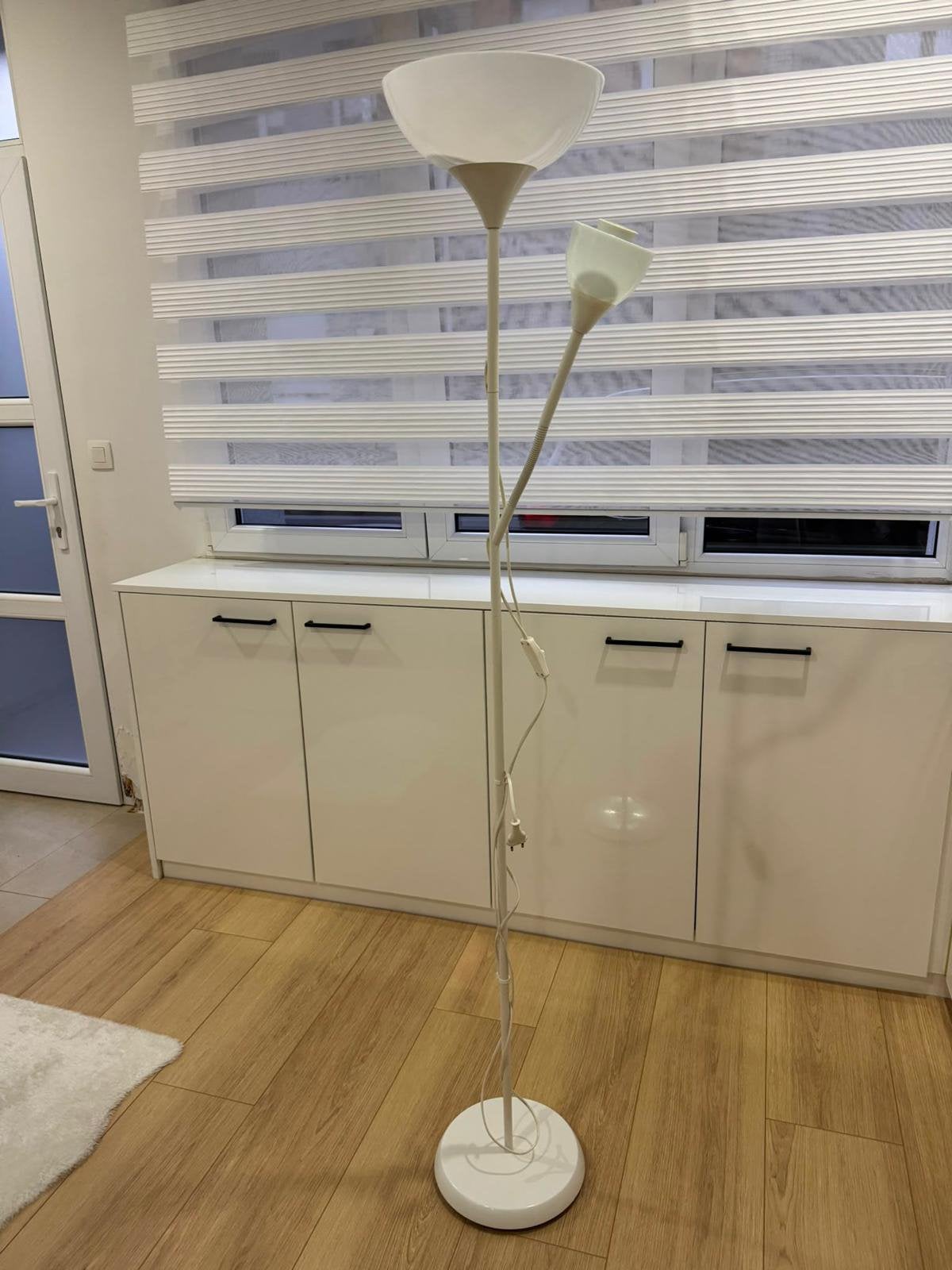 Staande lamp wit, Huis en Inrichting, Ophalen, Zo goed als nieuw