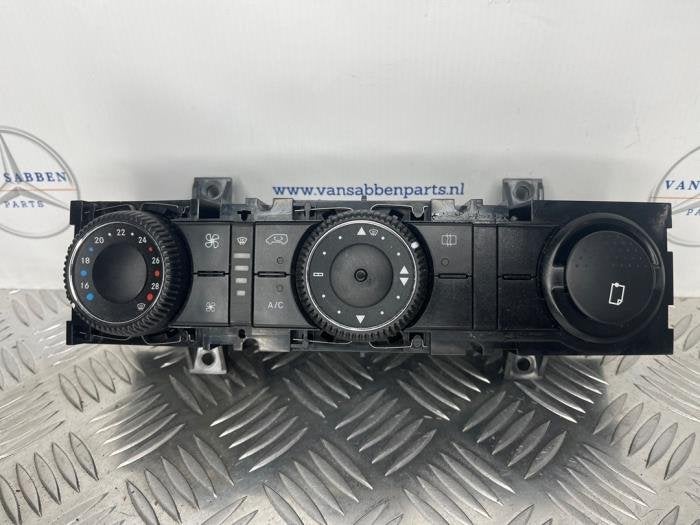 Panneau de commandes chauffage d'un Mercedes Sprinter, -, 3 mois de garantie, Utilisé, -