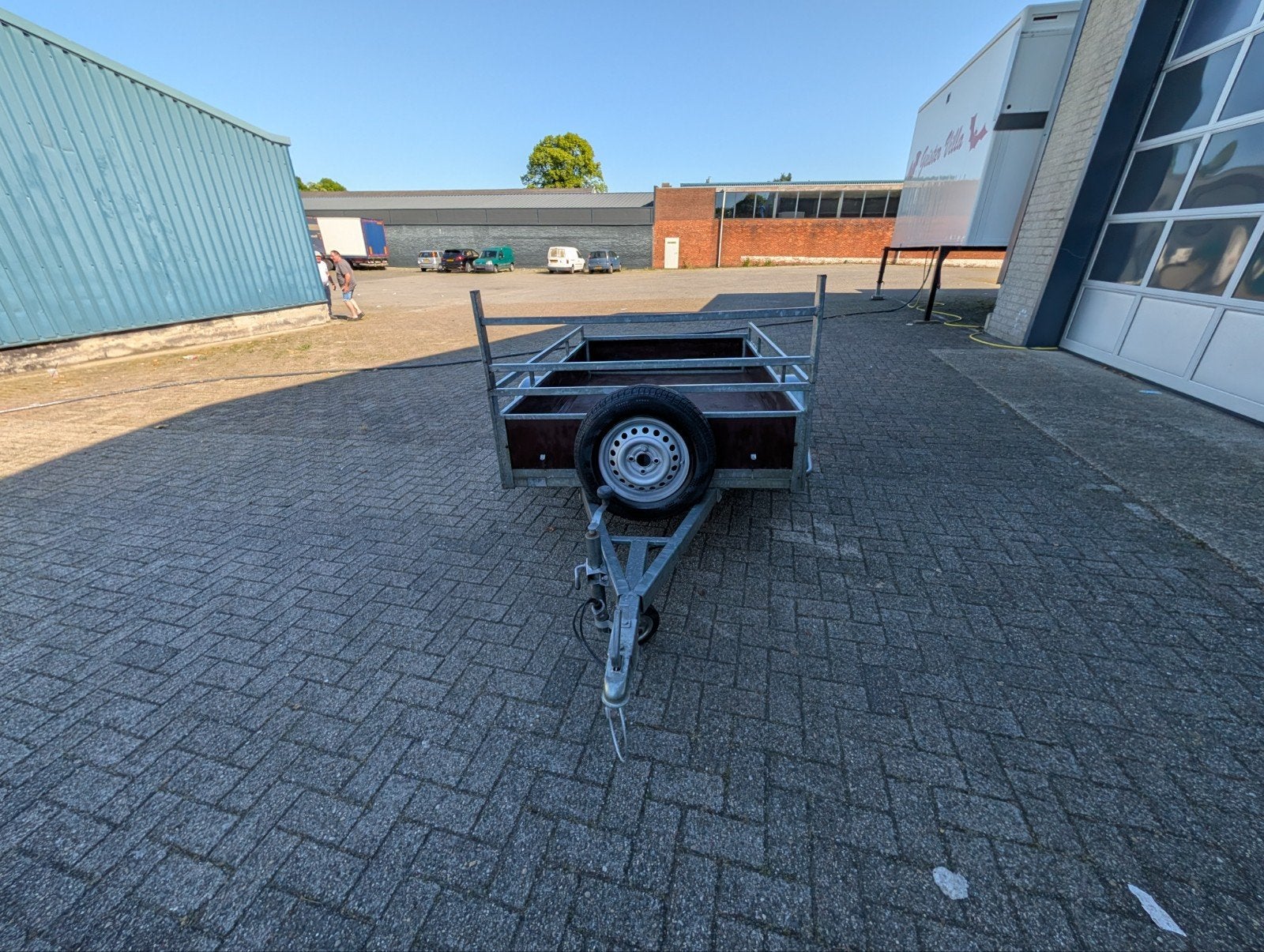 Fabrieks aanhangwagen, Ophalen of Verzenden