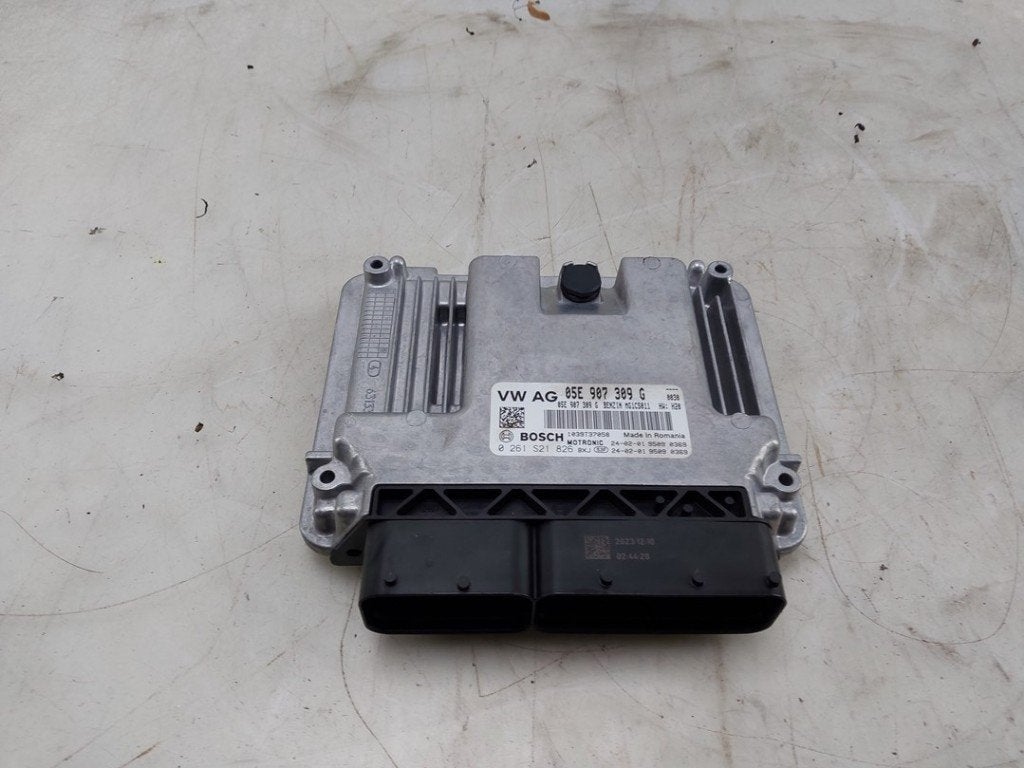 COMPUTER MOTOR Skoda Octavia Combi (NXAC) (01-2019/-), Gebruikt, Info@skoda-auto.de, Skoda, Max-Planck-Straße  3-5
64331  Weiterstadt, DE